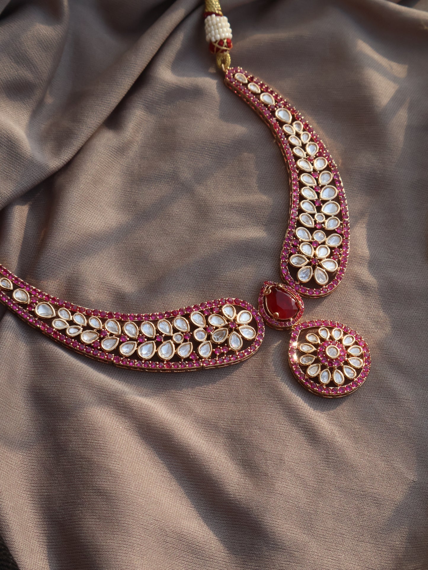 Hemshree Gulab Polki Necklace Set