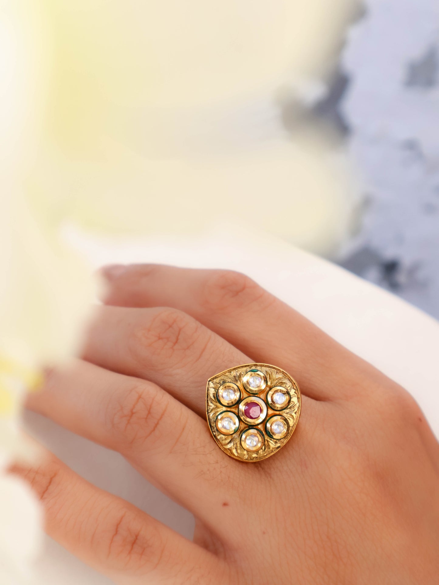 Nisar Kundan Ring