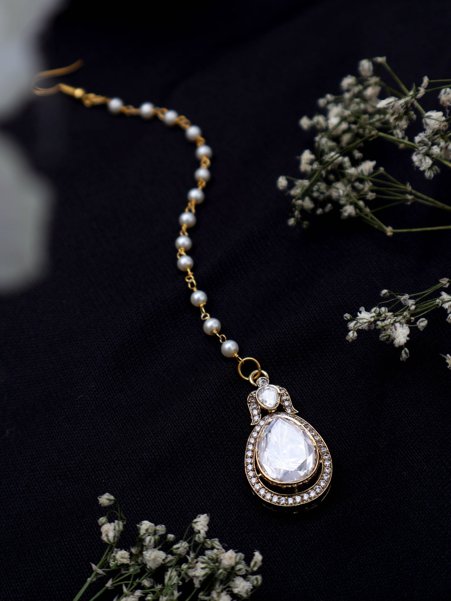 Imaal Polki Pearl Maangtikka