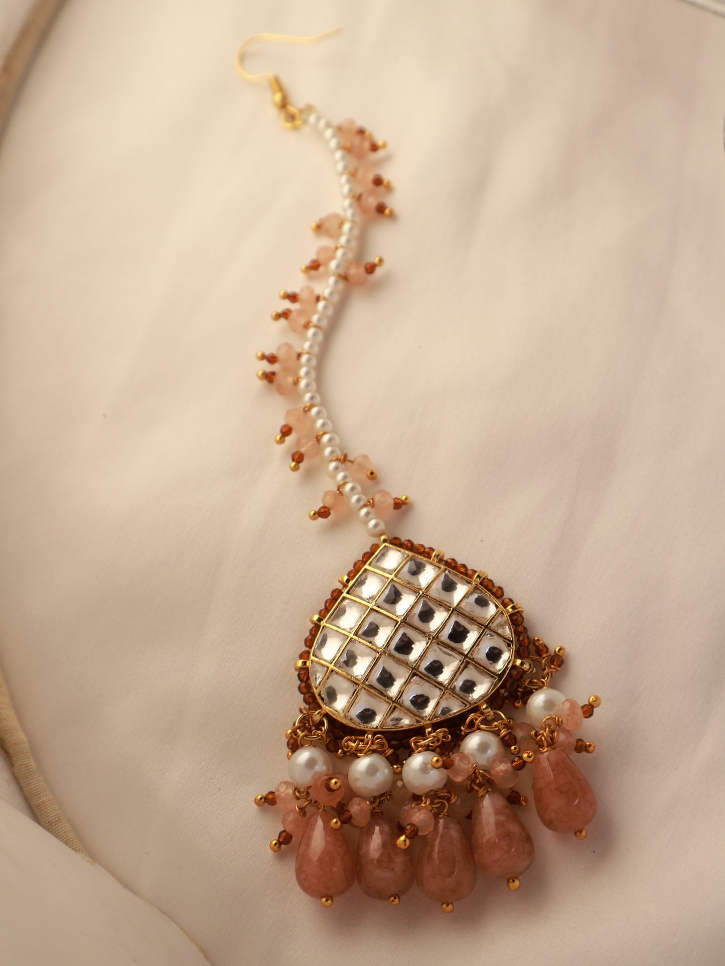 Aalam Pink Kundan Maangtikka