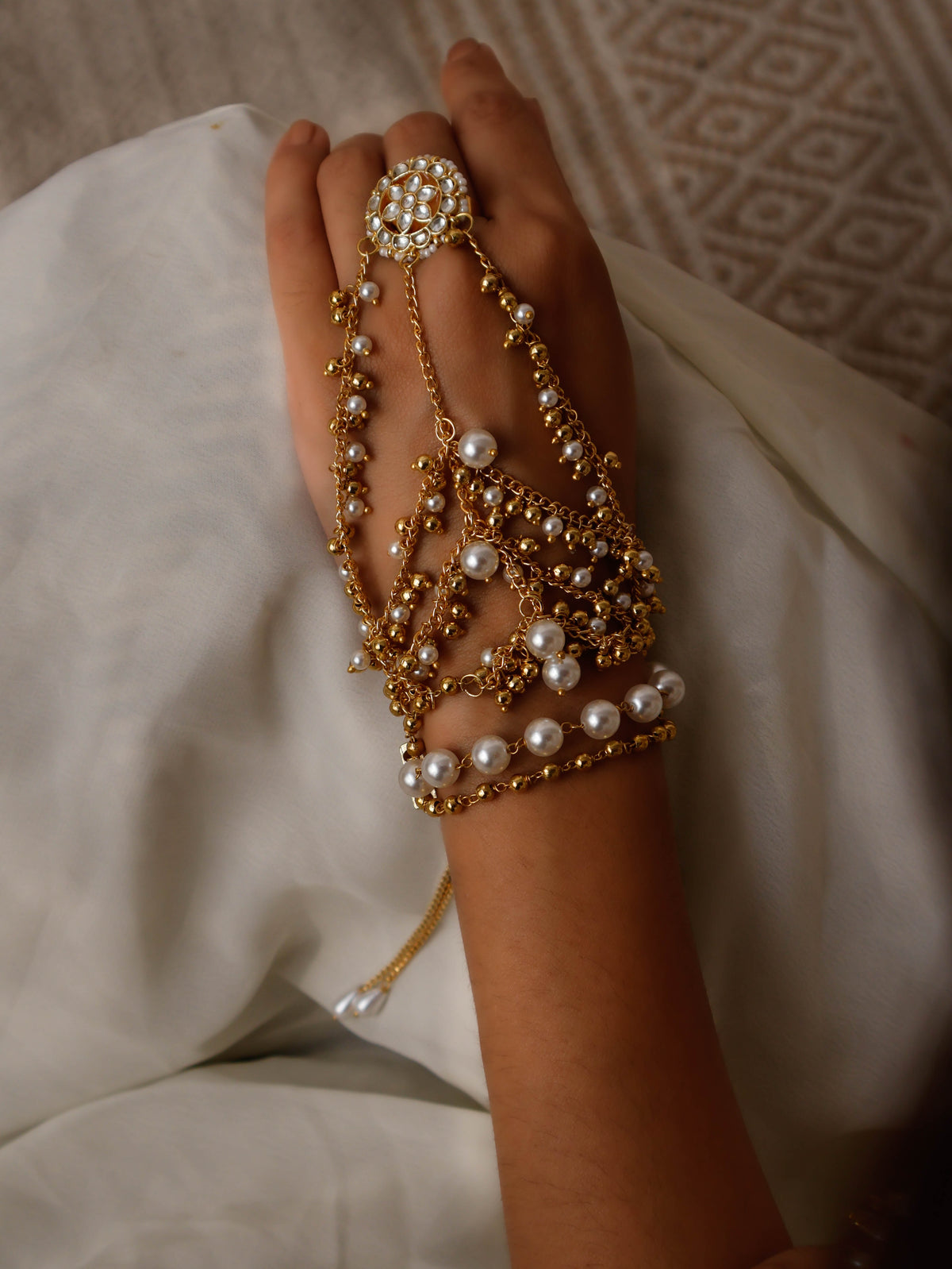 Nizam Pearl Kundan Hathphool - Pair Of 2