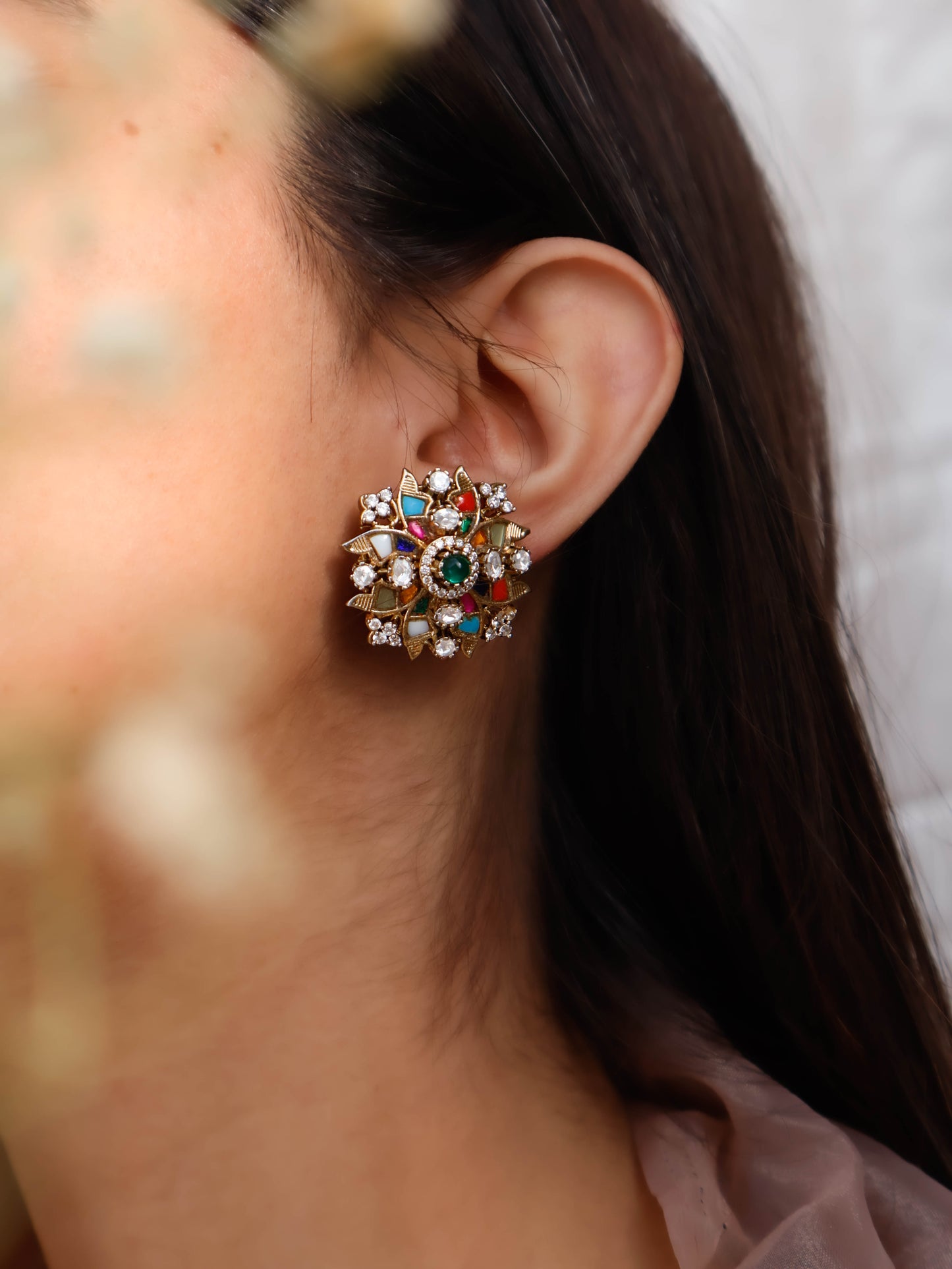 Oriana Navrattan Antique Kundan Studs