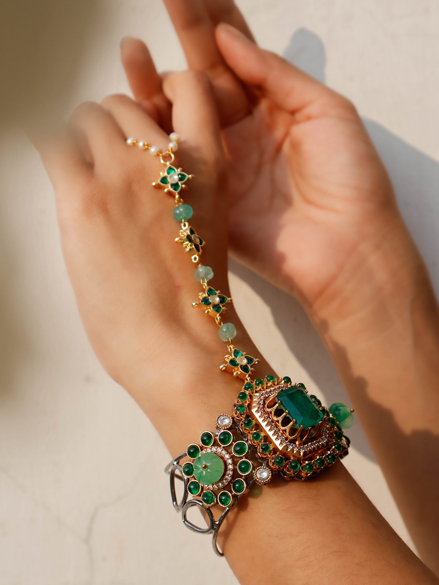 Adhira Green Bangle Hathphool