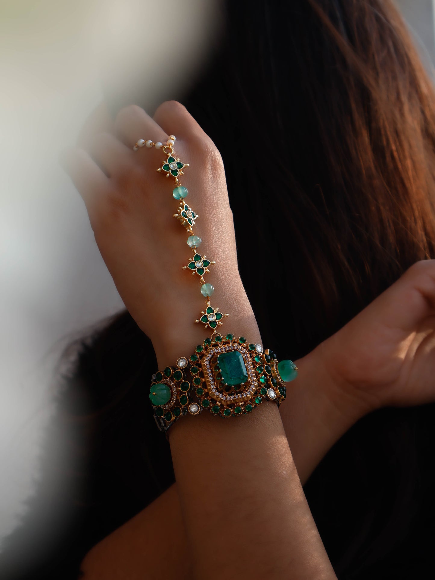 Adhira Green Bangle Hathphool