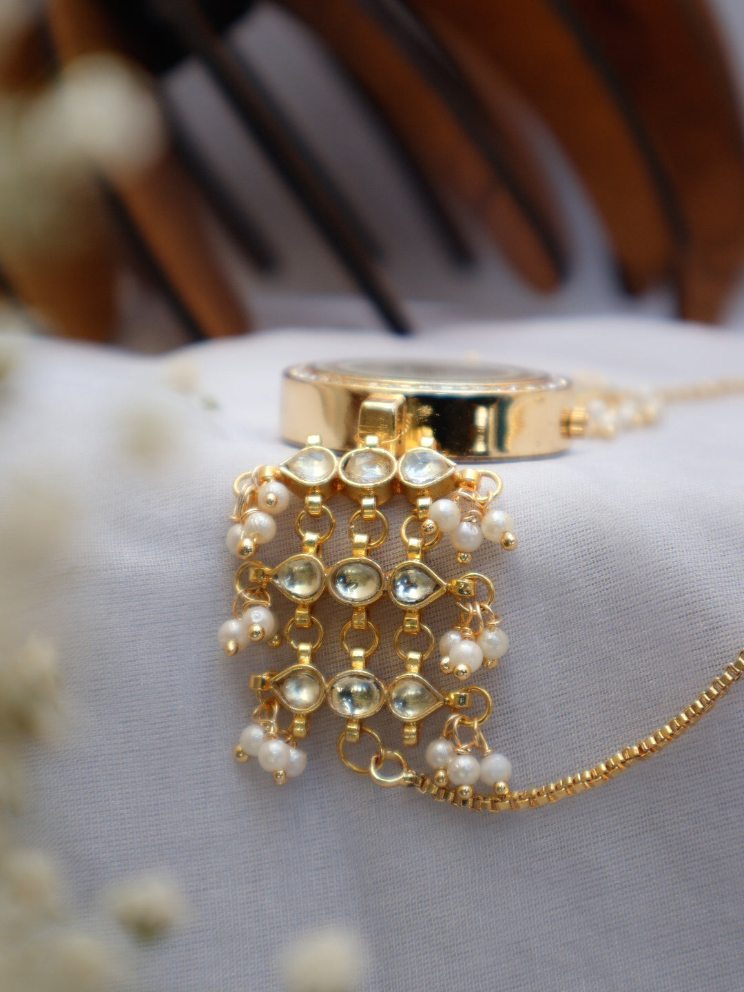 Bennet Kundan Pearls Wrist Watch