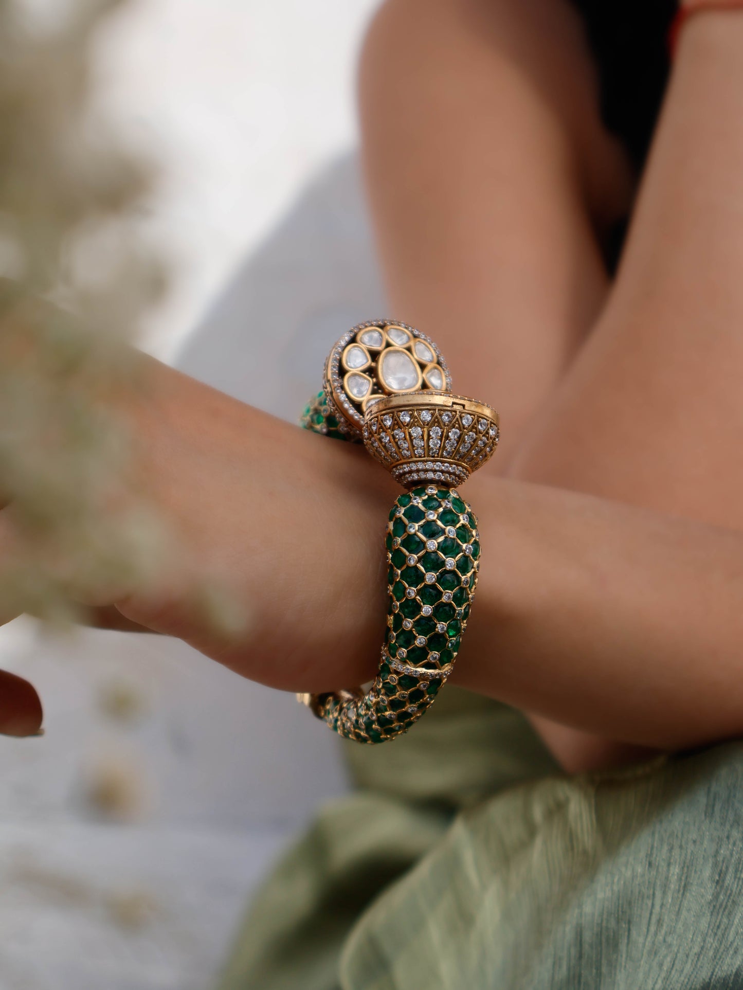 Navina Polki Green Bangle