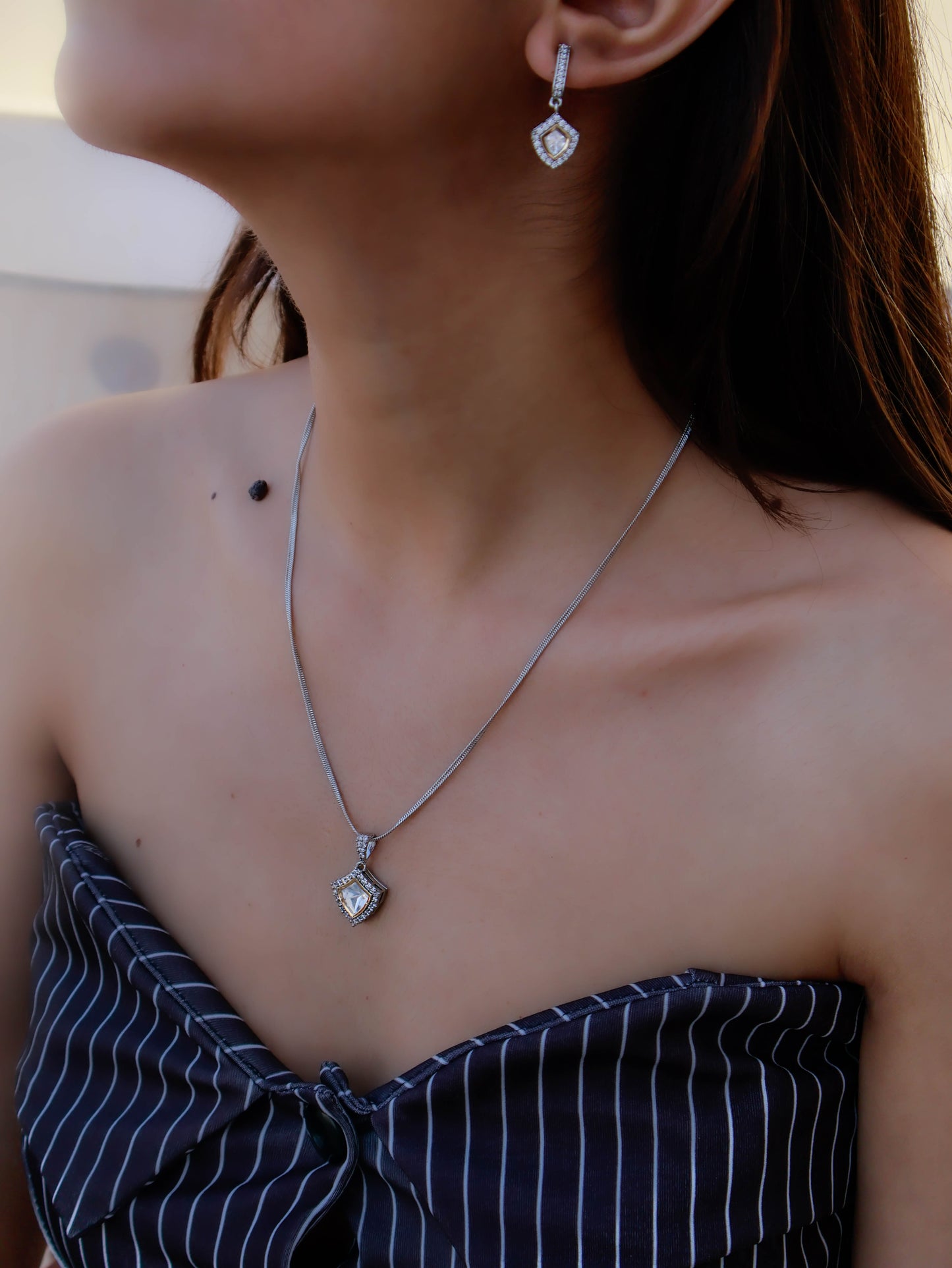 Taashi Pendant Necklace Set