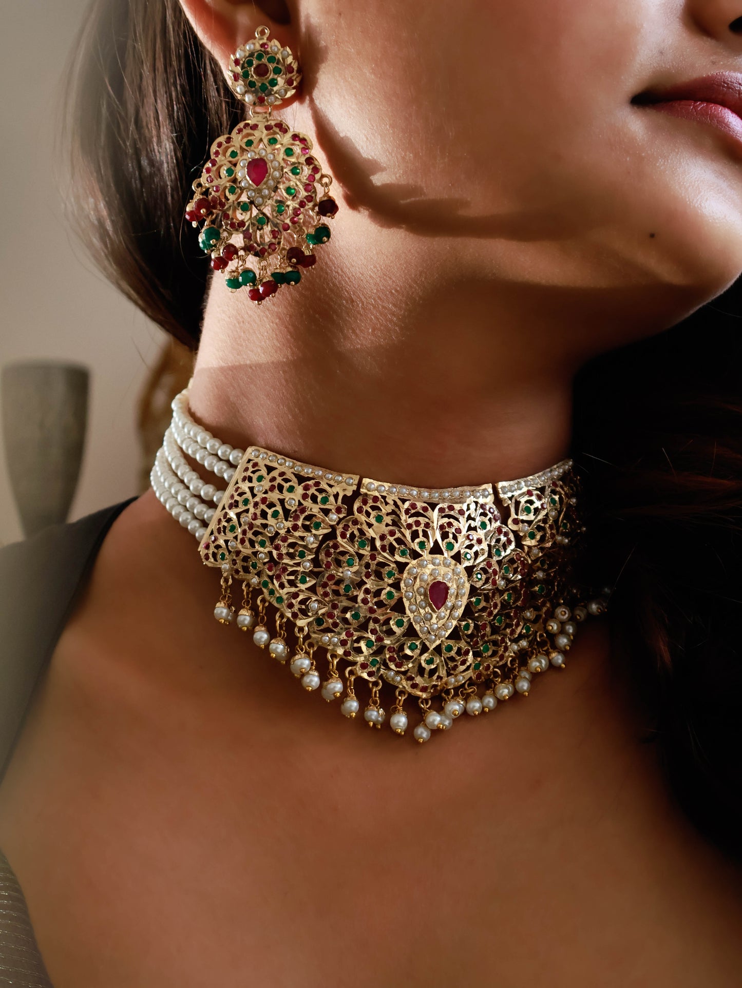 Dhanvi Red-Green Jadau Choker Necklace Set