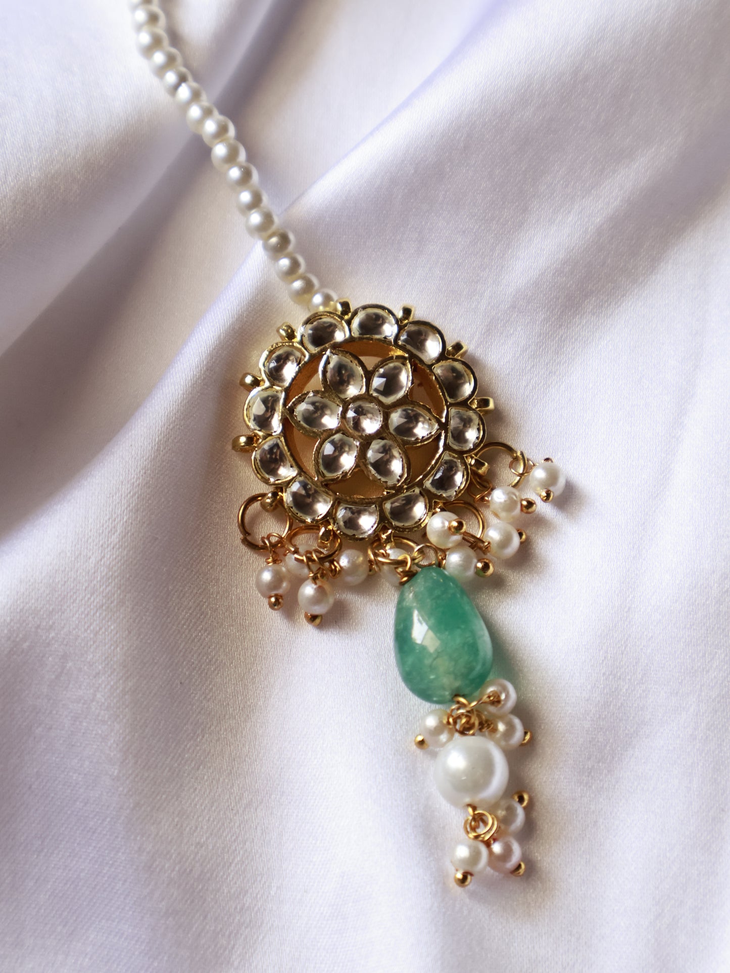 Antra Kundan Maangtikka