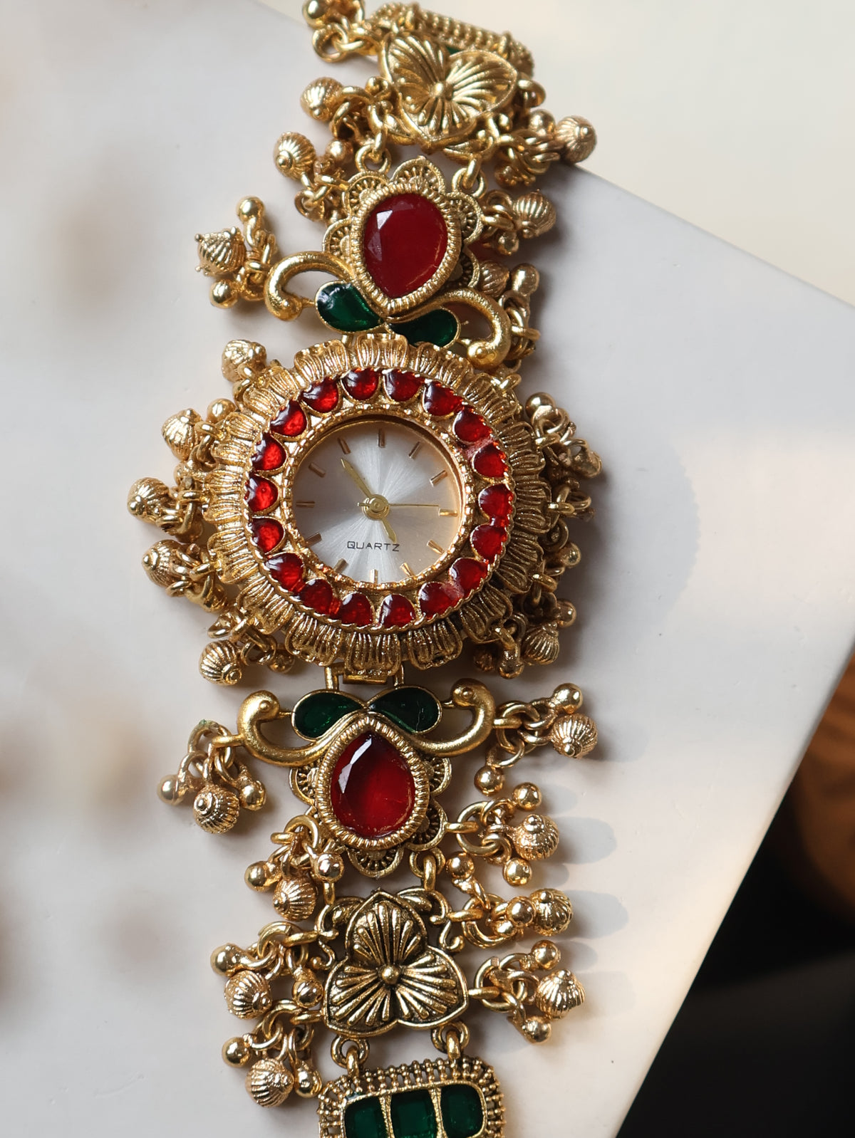 Nitya Kundan Wrist Watch