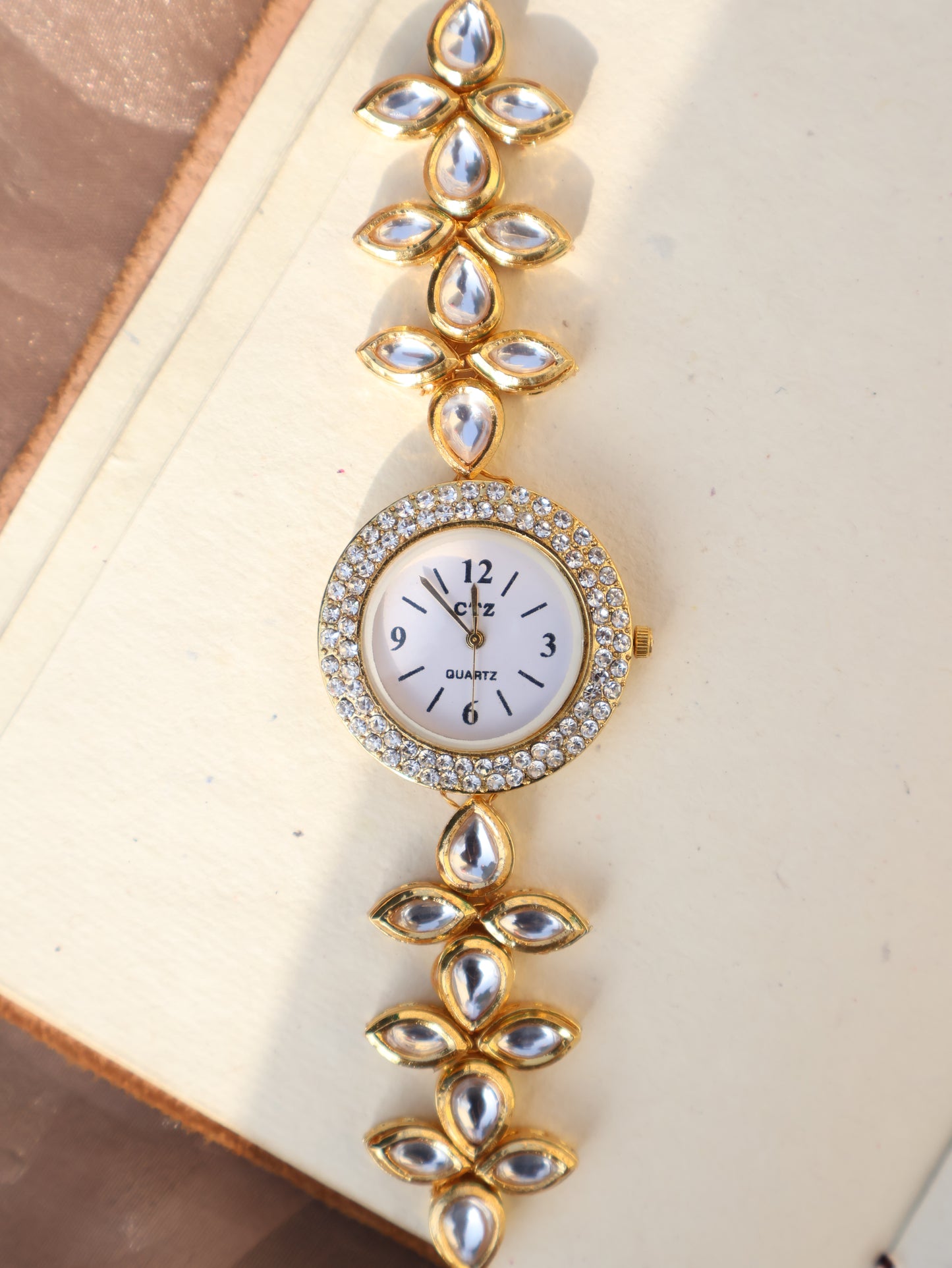 Lilly Kundan Wrist Watch