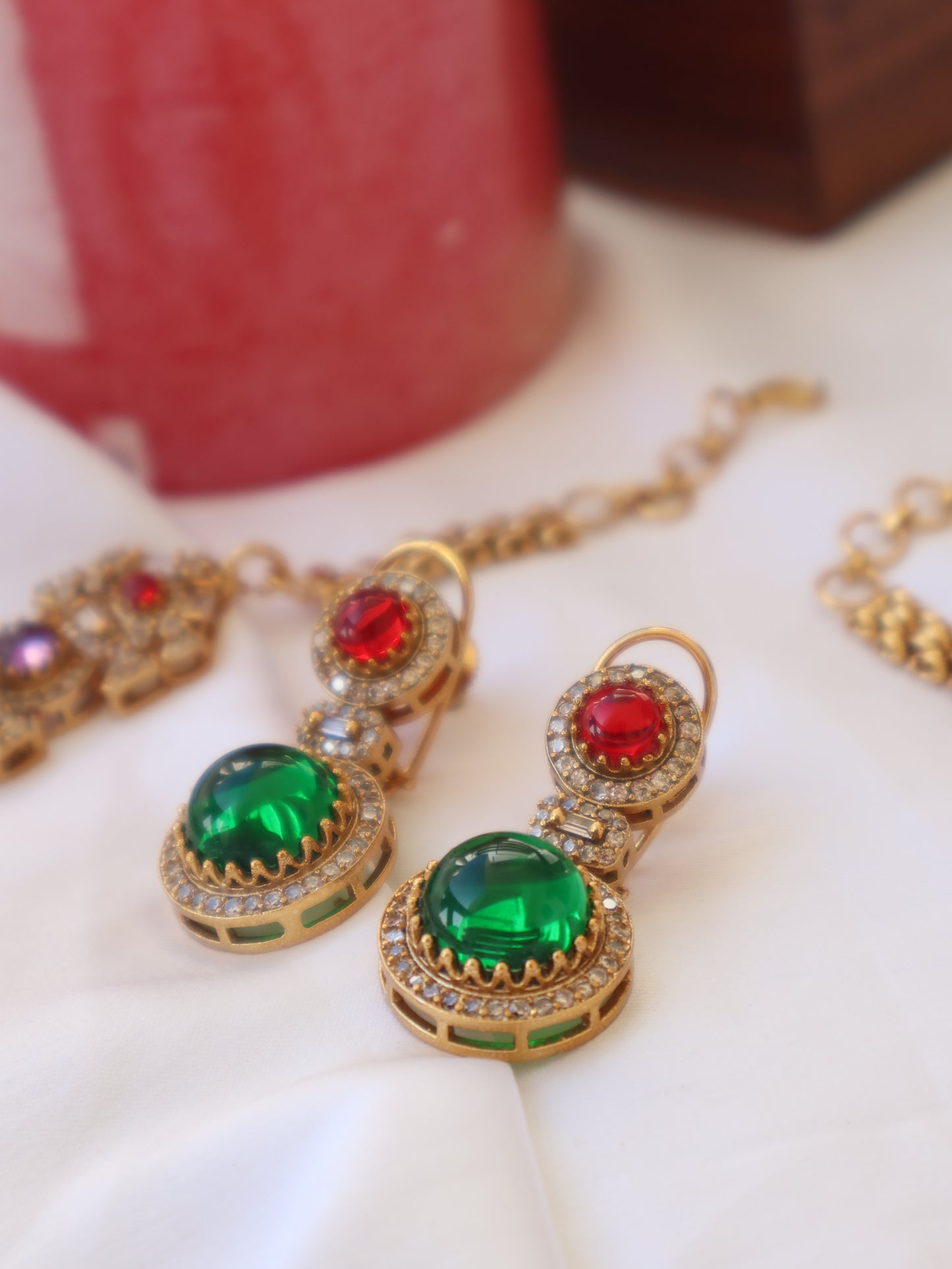 Nova Multicolored Choker Necklace Set