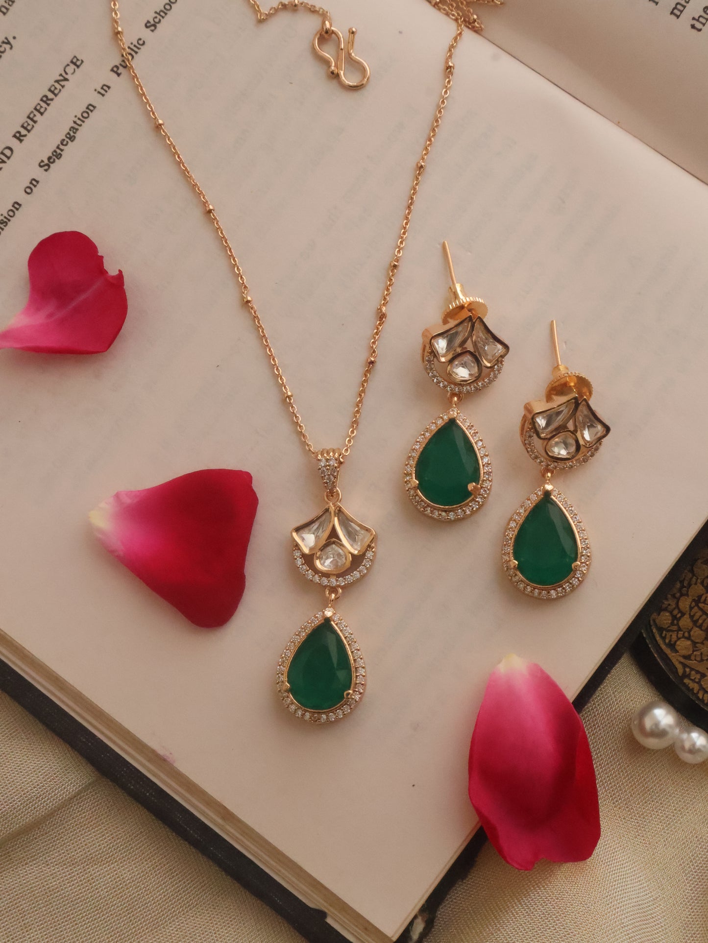 Daina Green Polki Pendant Necklace