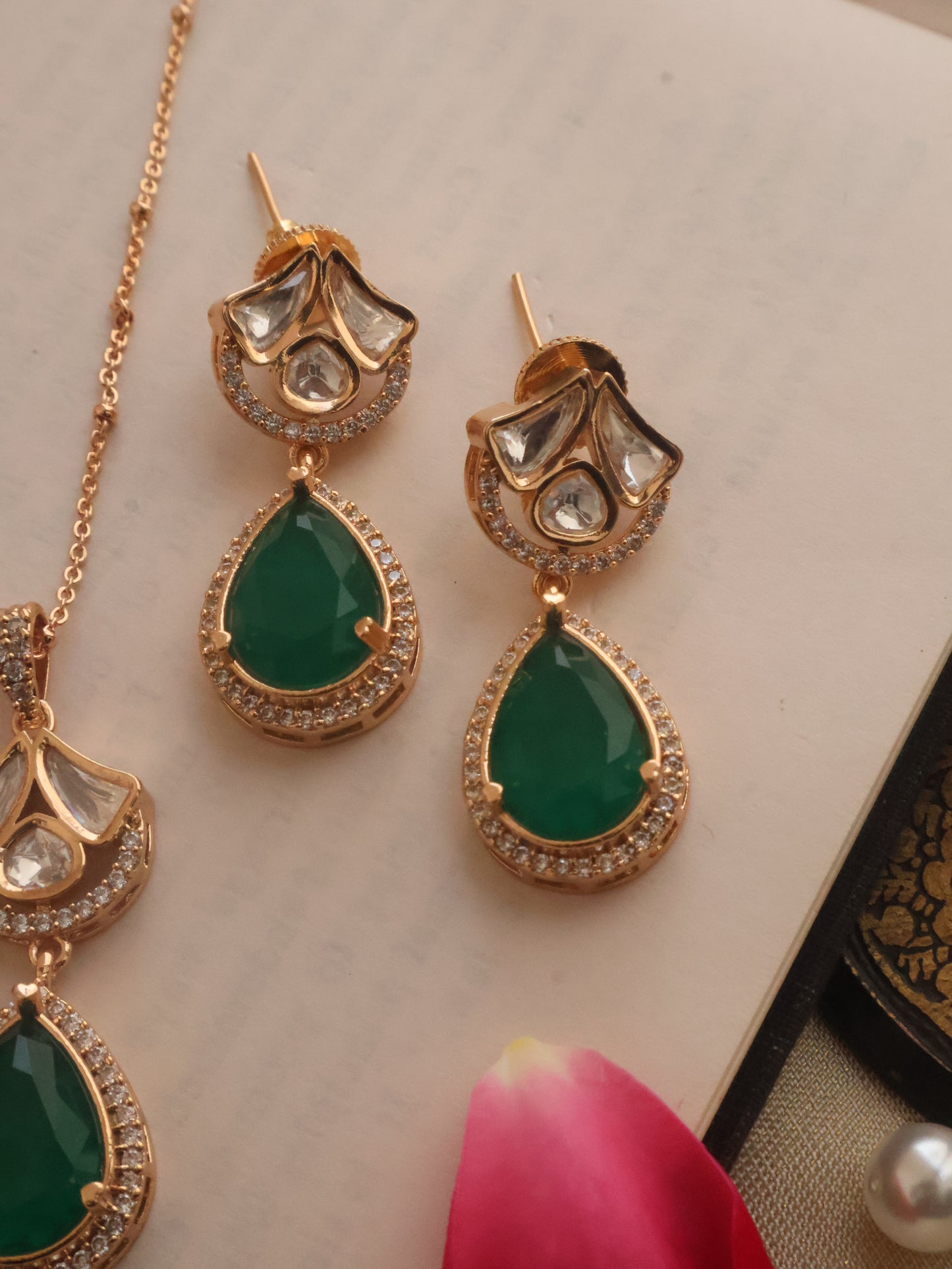 Daina Green Polki Pendant Necklace