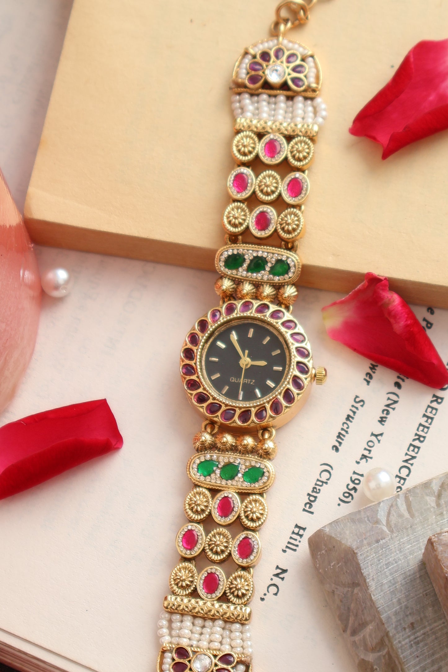 Ratnara Kundan Wrist Watch