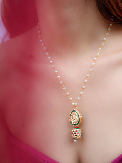 Huda Kundan Pendant Necklace