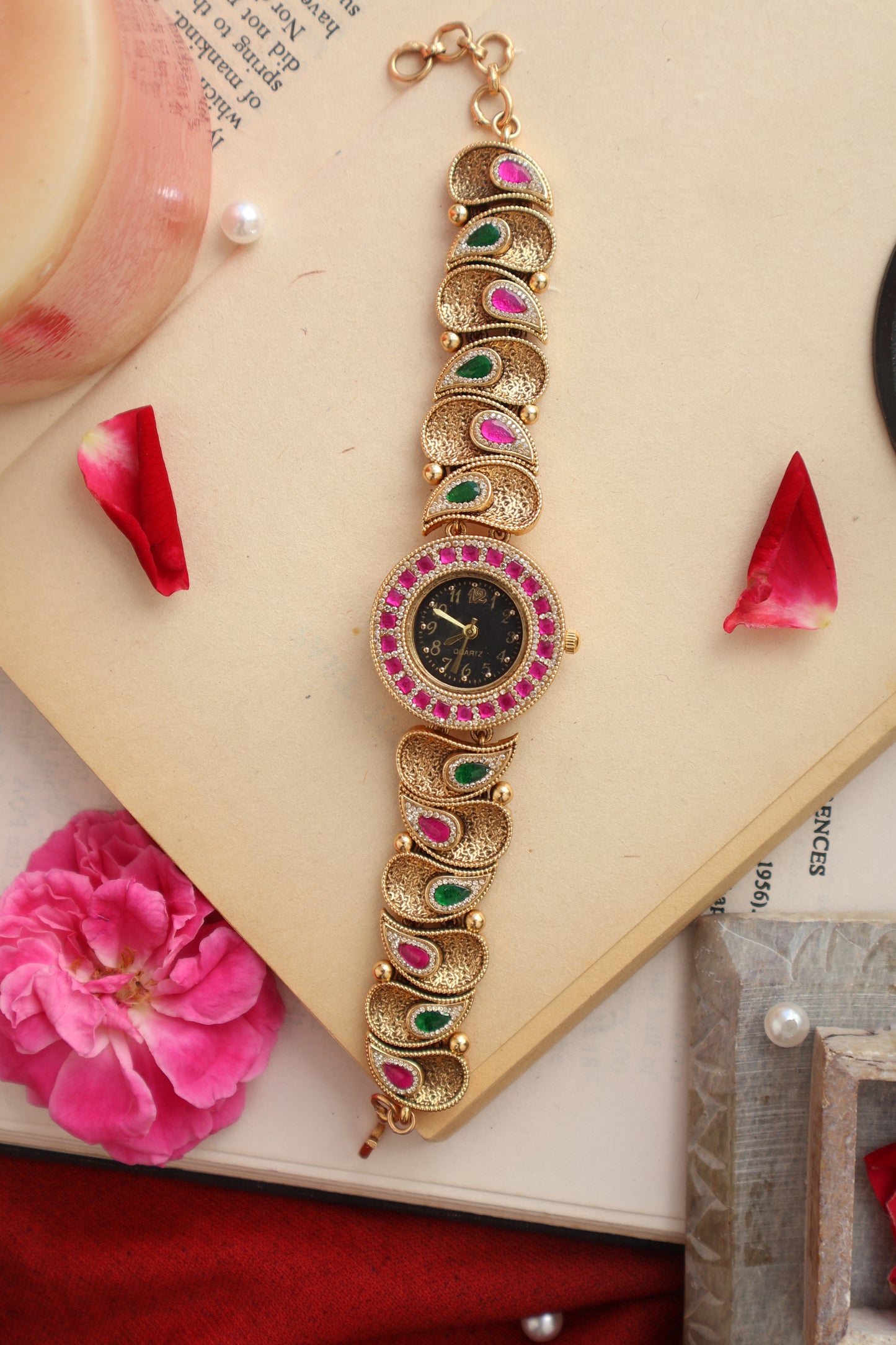 Seher Kundan Wrist Watch