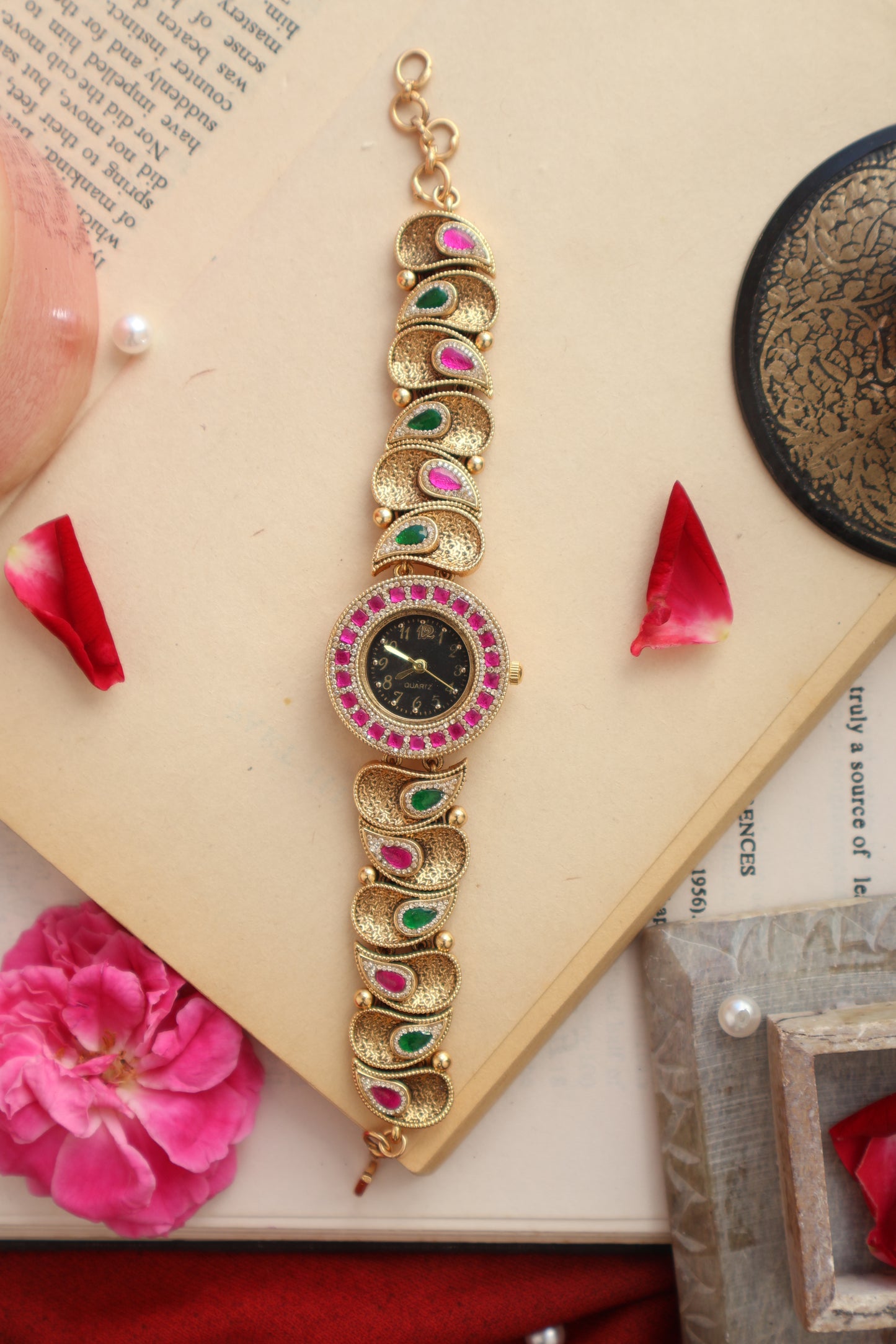 Seher Kundan Wrist Watch