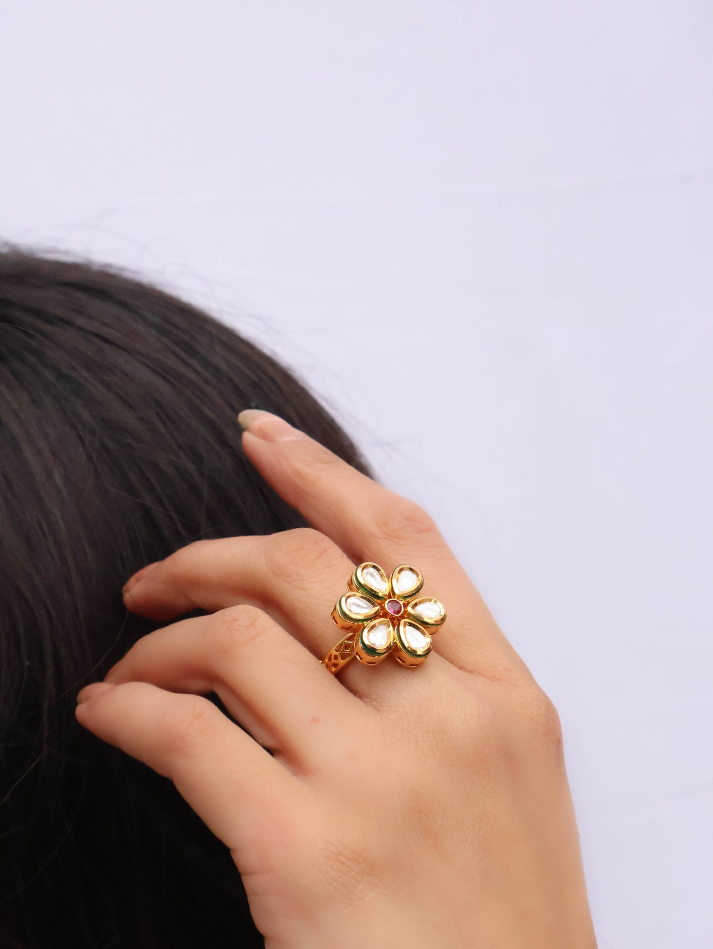 Ratti Kundan Floral Ring