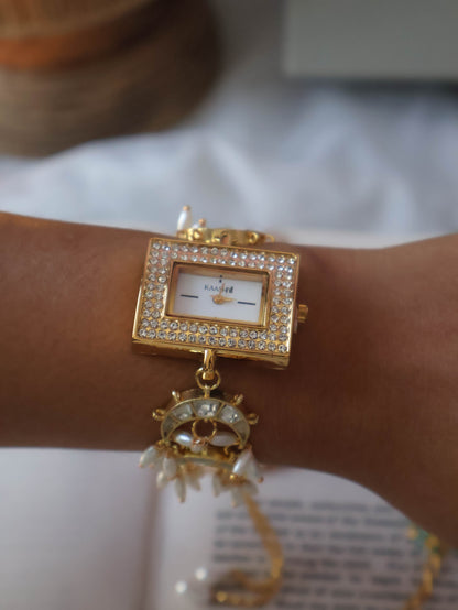 Moon Kundan Wrist Watch