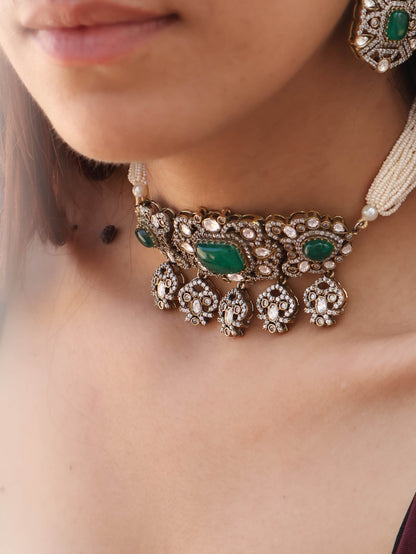 Hazel Kundan Choker Necklace Set