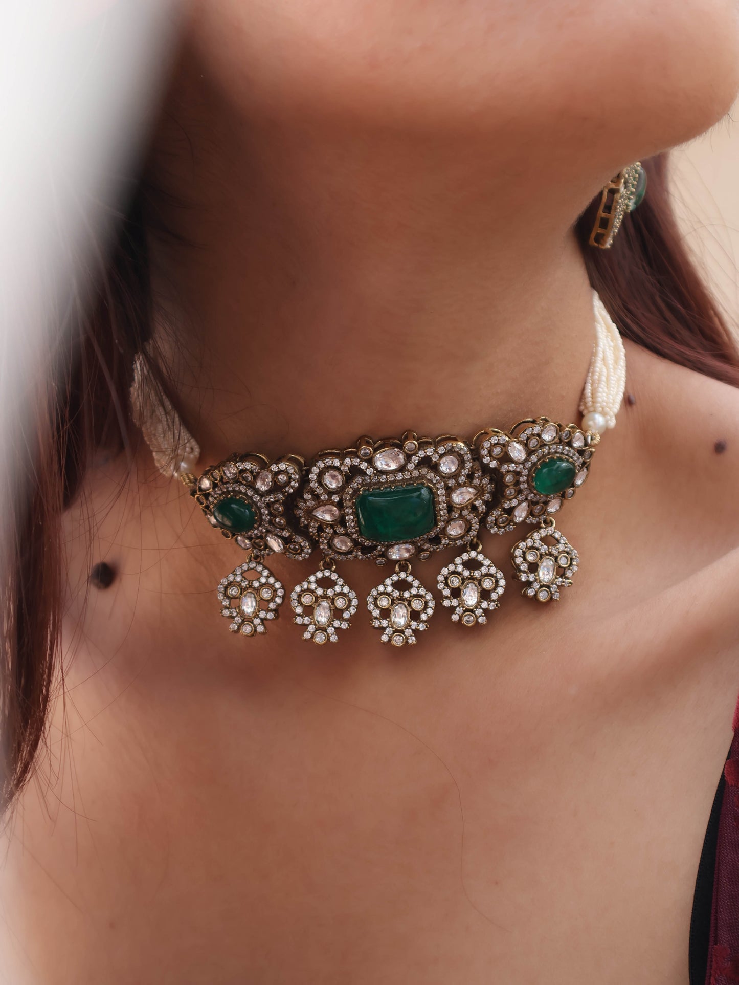 Hazel Kundan Choker Necklace Set