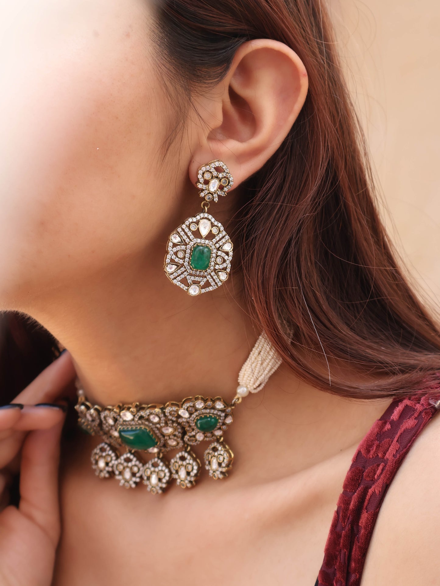Hazel Kundan Choker Necklace Set