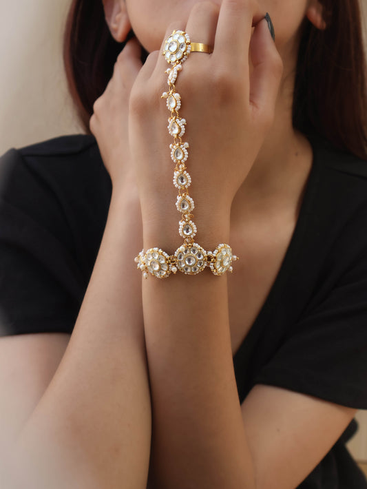 Seren Kundan Hathphool