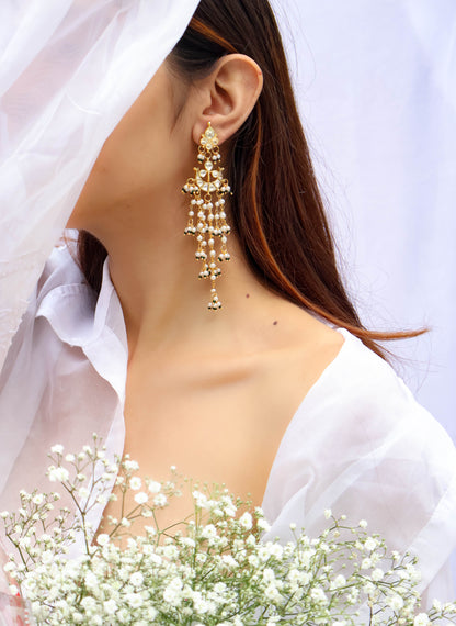 Danira Kundan Pearl Earrings