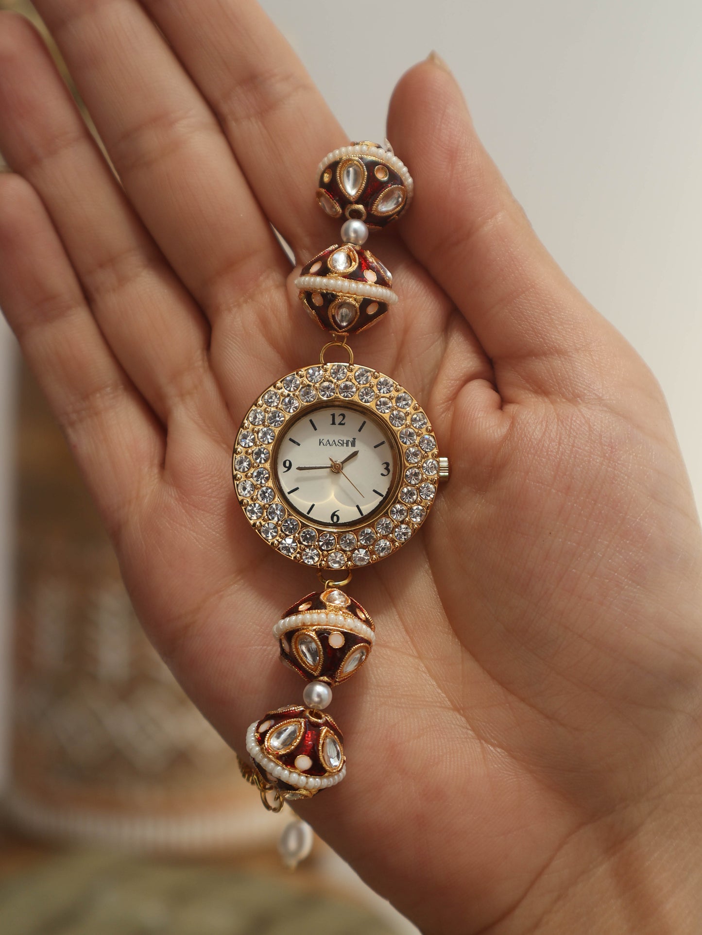 Olive Red Wrist Watch