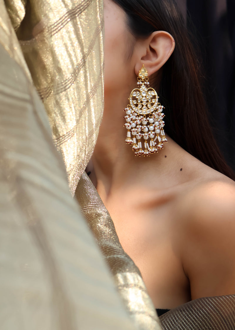 Vihaal Red Kundan Chaandbaali Earrings