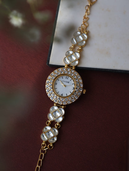 Sisar Kundan Wrist Watch