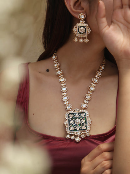 Shyen Green Polki Pendant Necklace Set