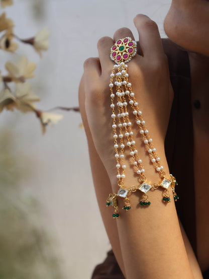 Emily Kundan Red-Green Hathphool