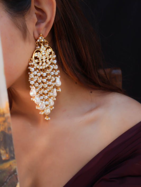 Zeenat Kundan Pearl Earrings