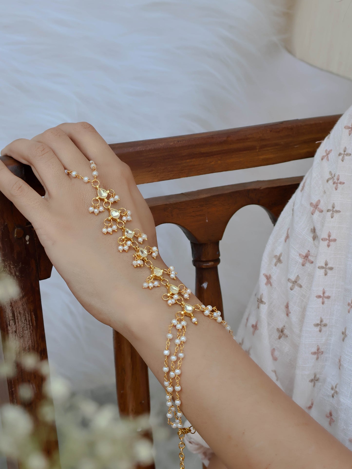 Saaz Pearls Kundan Hathphool