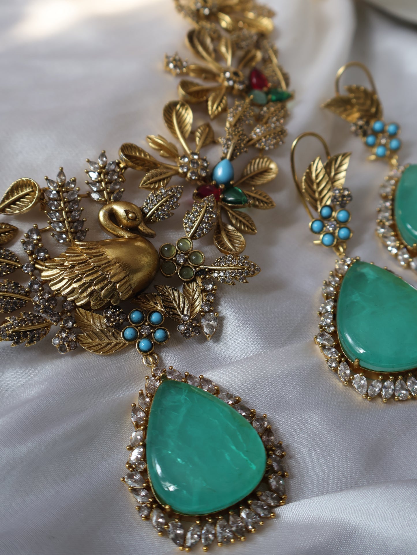 Udaan Mint Green Polki Necklace Set