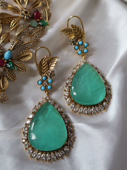 Udaan Mint Green Polki Necklace Set