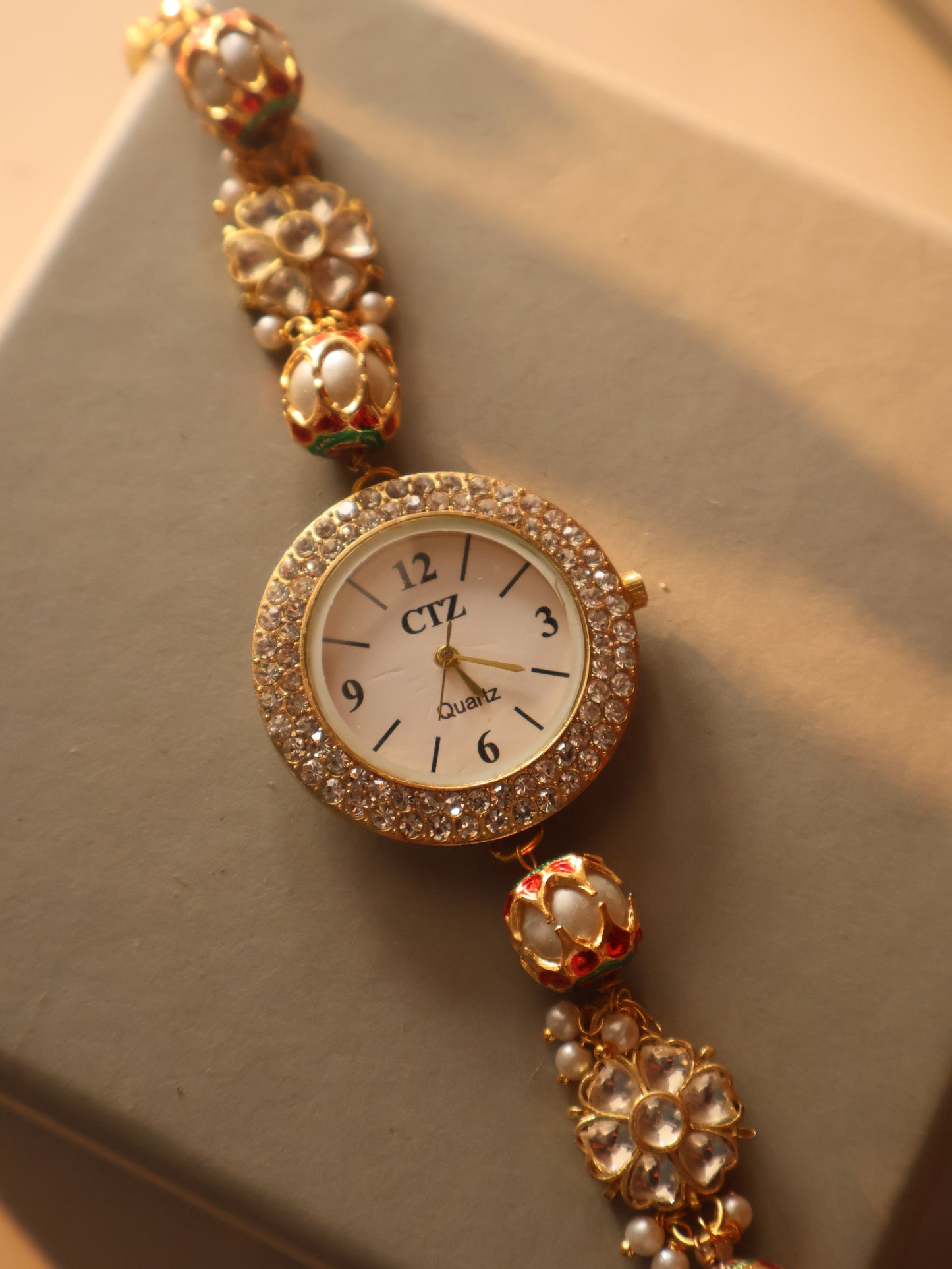Zeemar Kundan Pearl Wrist Watch