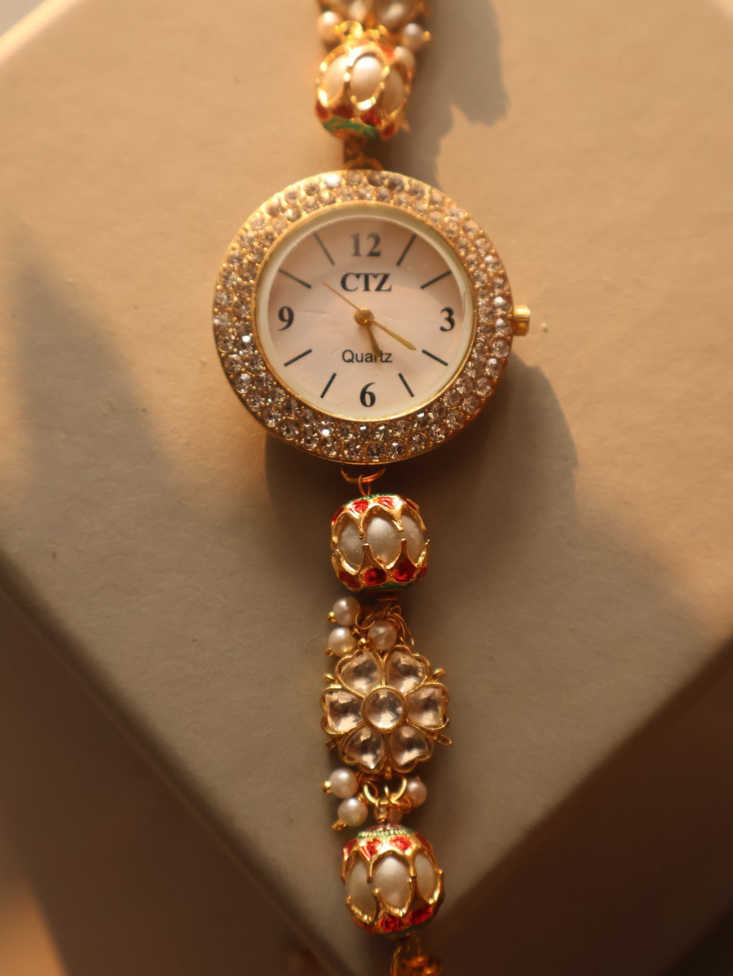 Zeemar Kundan Pearl Wrist Watch