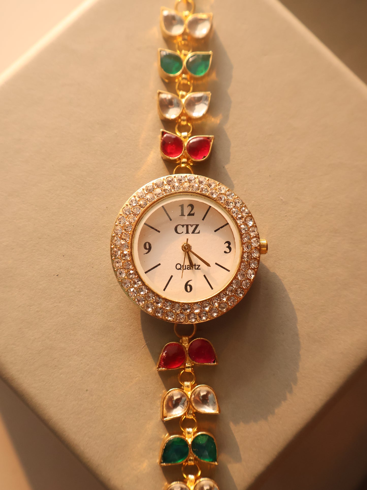 Alfaaz Red-Green Kundan Wrist Watch