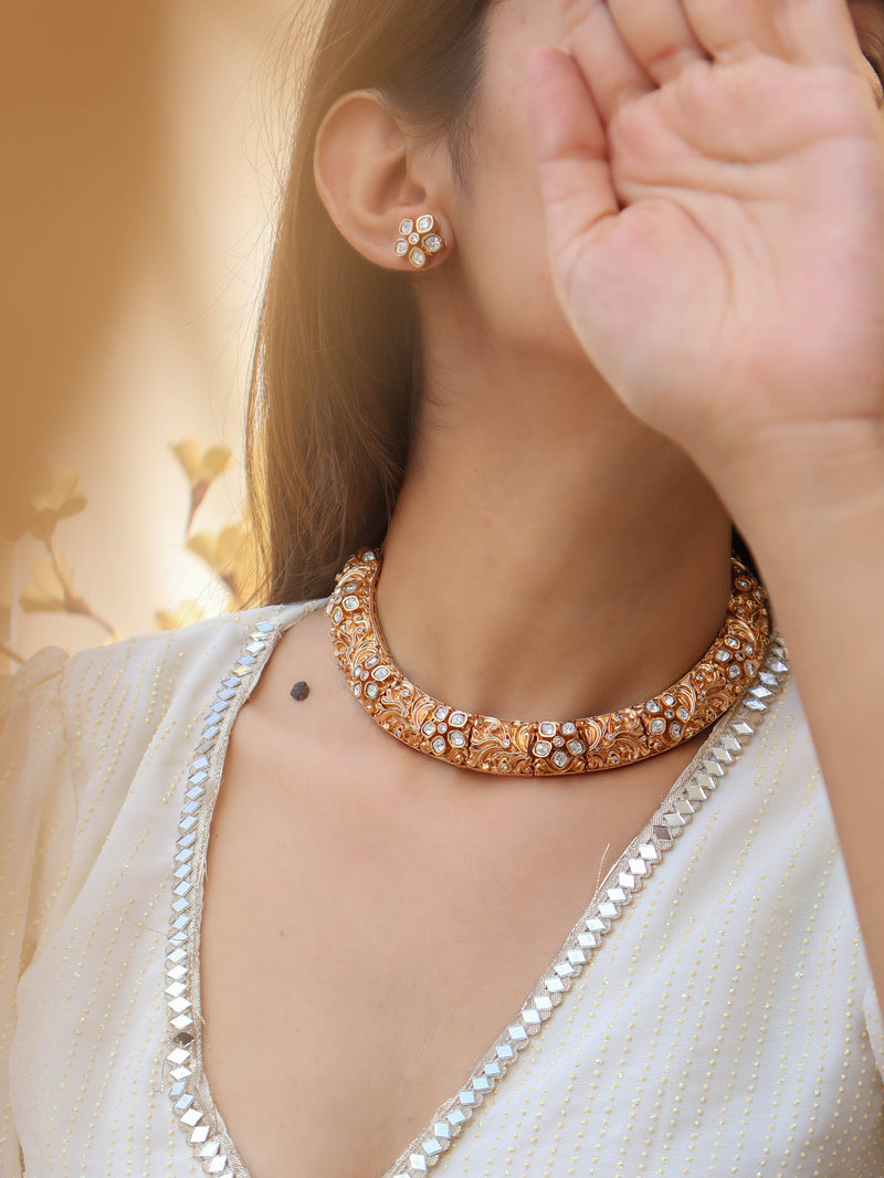 Maya Polki Embossed Necklace Set