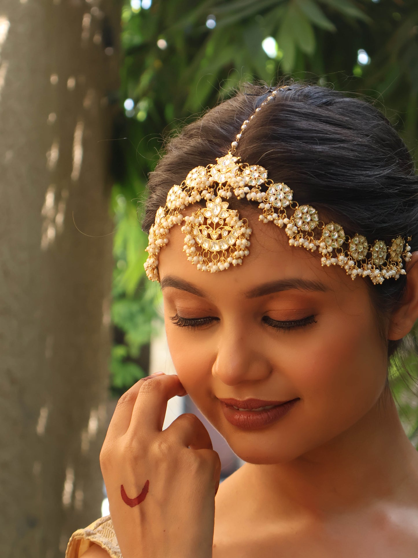 Alma White Pearl Mattha Patti