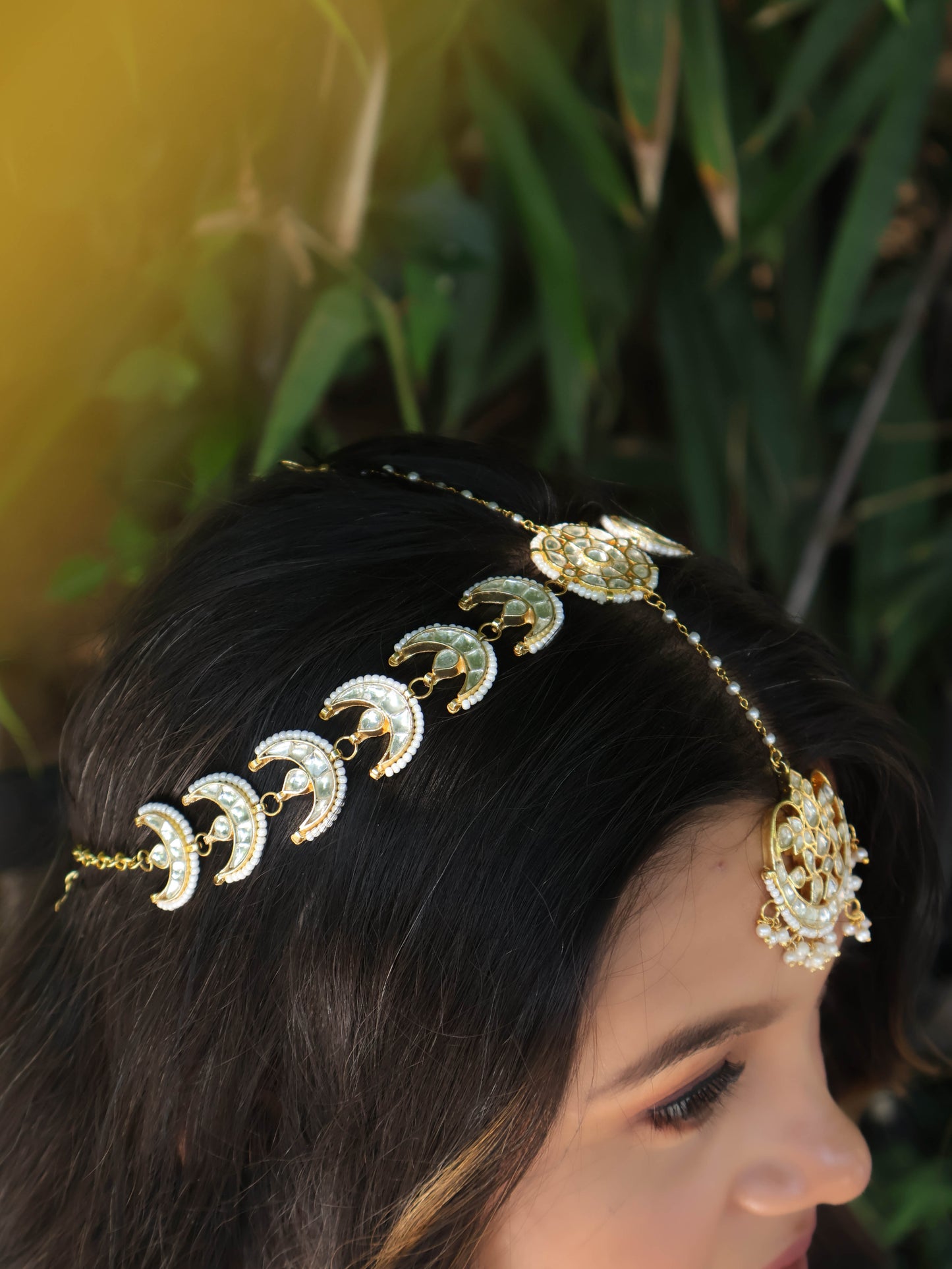 Saga White pearl Sheeshphool