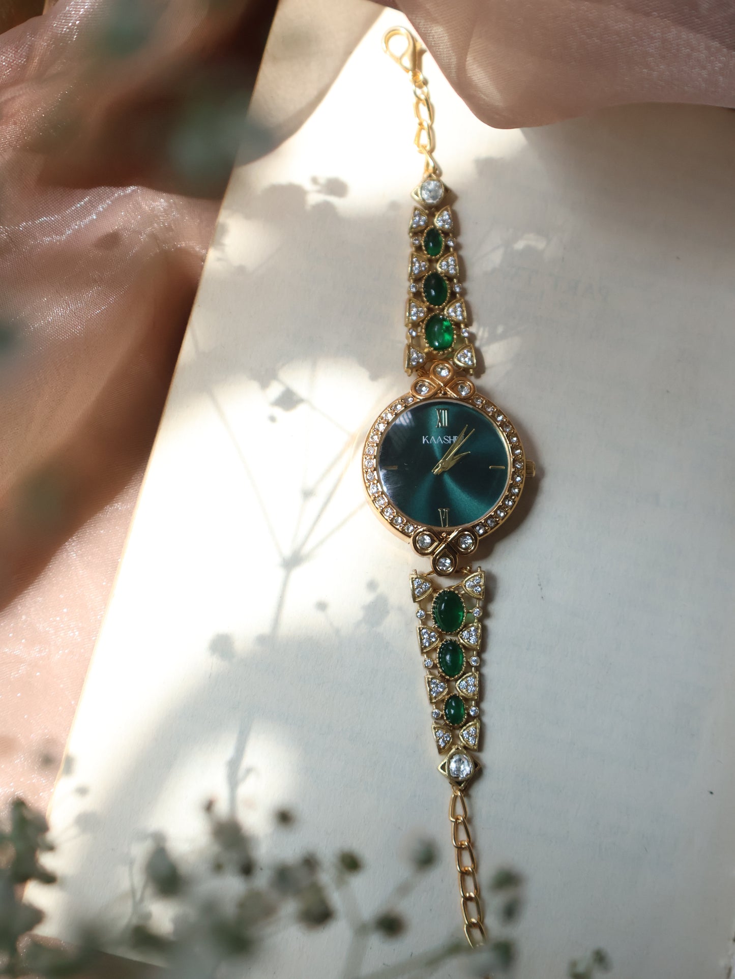 Nysha Polki Green Wrist Watch