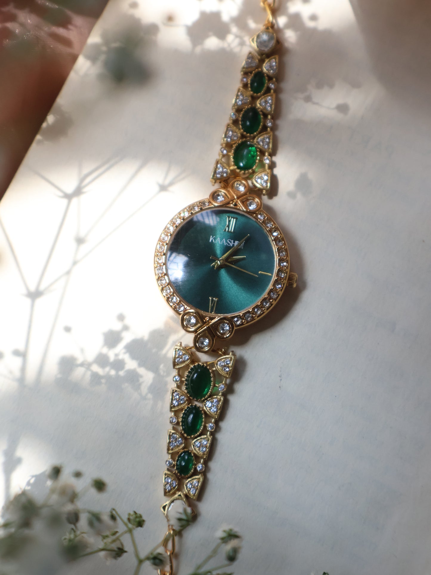 Nysha Polki Green Wrist Watch