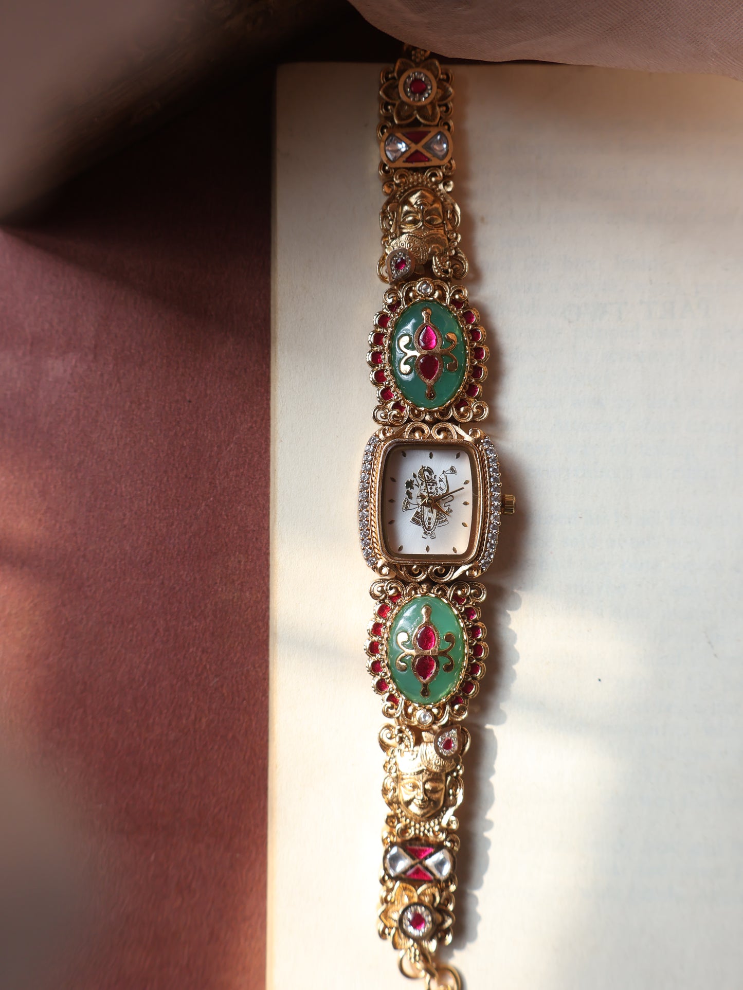 Venu Mint Kundan Wrist Watch
