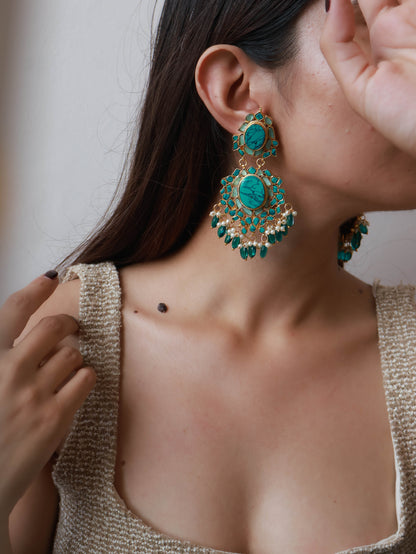 Ojasvi Kundan Earrings