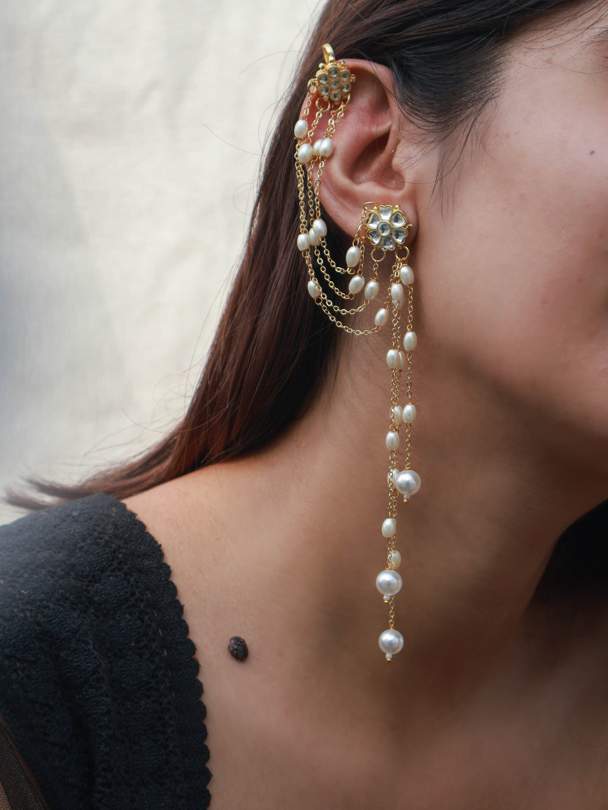 Dhanvi Kundan Earcuff Earrings
