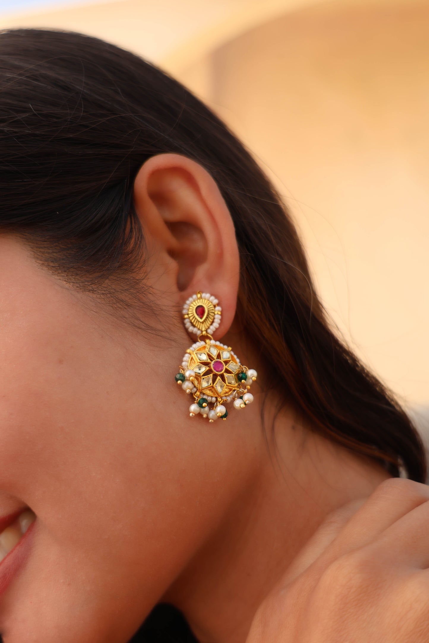 Ruhii Kundan Earrings